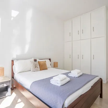 Apartment Silk Mill Leonnatou, Centre