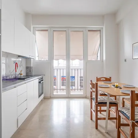 Apartment Silk Mill Leonnatou, Centre