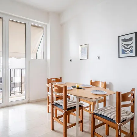 Apartment Silk Mill Leonnatou, Centre *